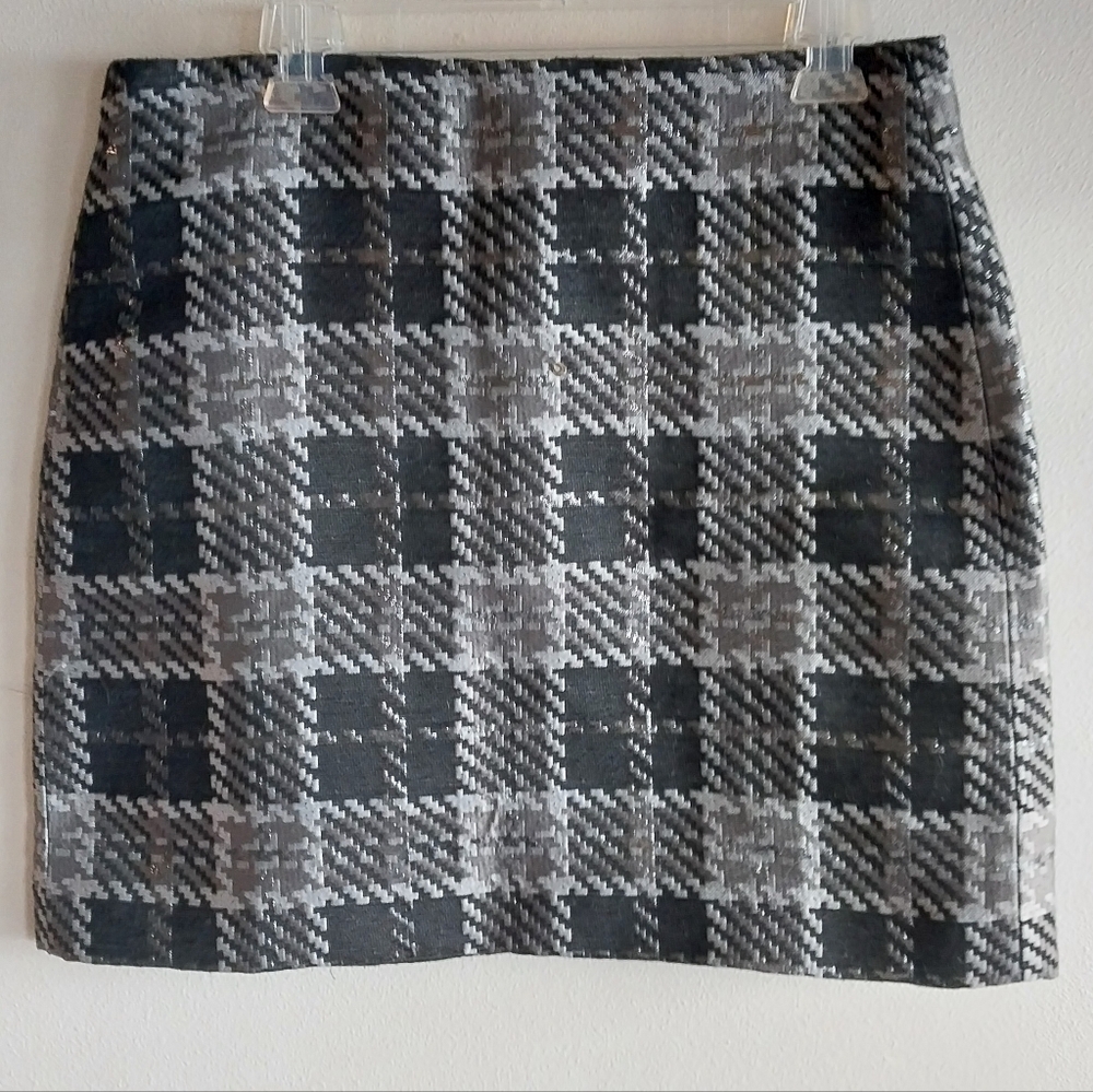 LOFT Dark Gray & Metallic Silver Houndstooth Plaid Back Zip Mini Skirt